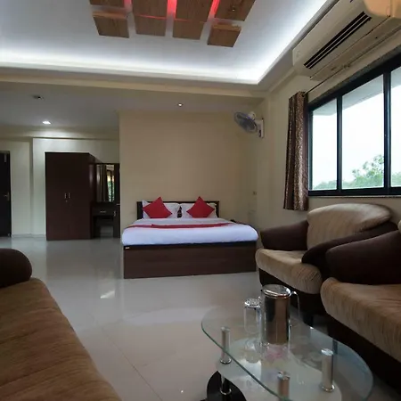 Oyo 44109 Sea Wood Hotel
